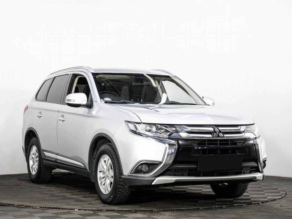 Mitsubishi Outlander 2016 года с пробегом. Фото: #2