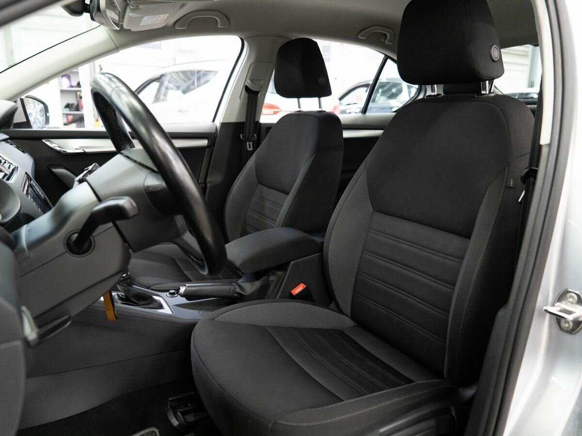 Skoda Octavia 2017 года с пробегом. Фото: #5