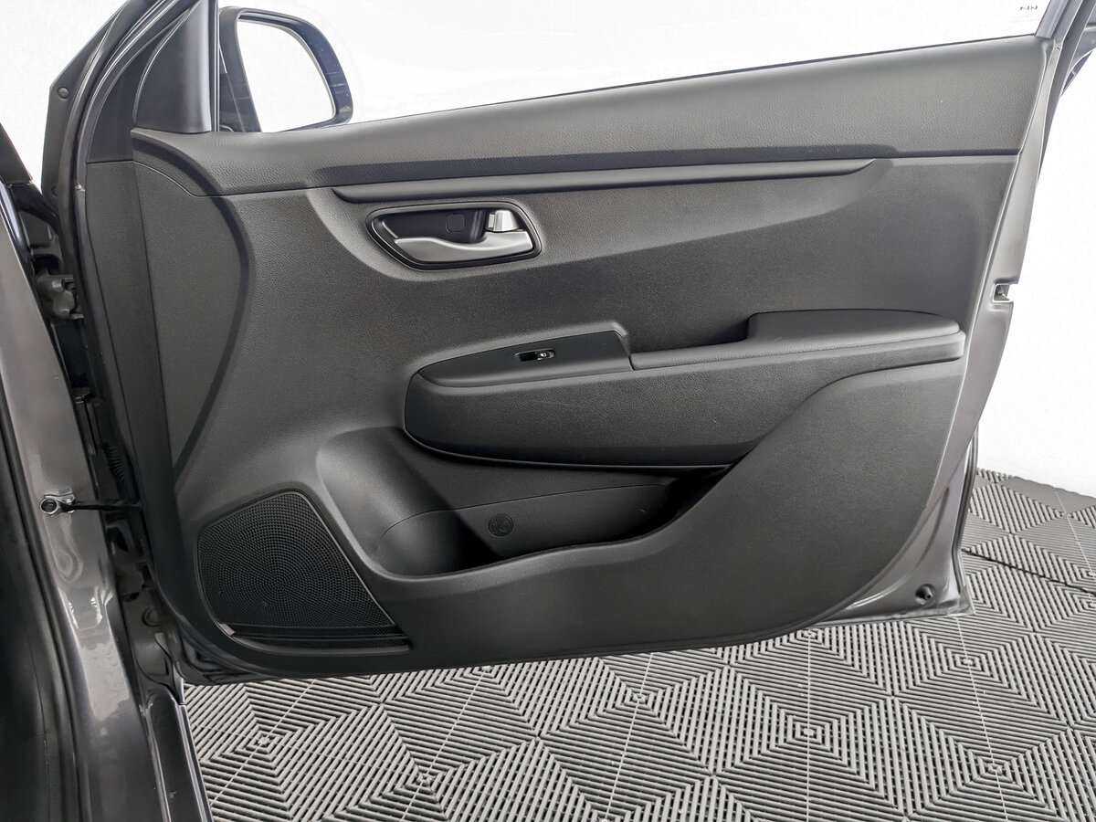 Kia Rio 2021 года с пробегом. Фото: #19