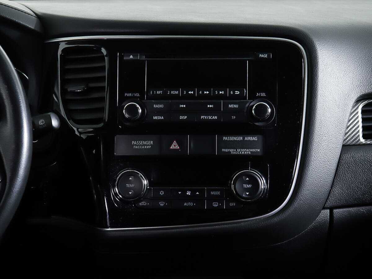 Mitsubishi Outlander 2018 года с пробегом. Фото: #11