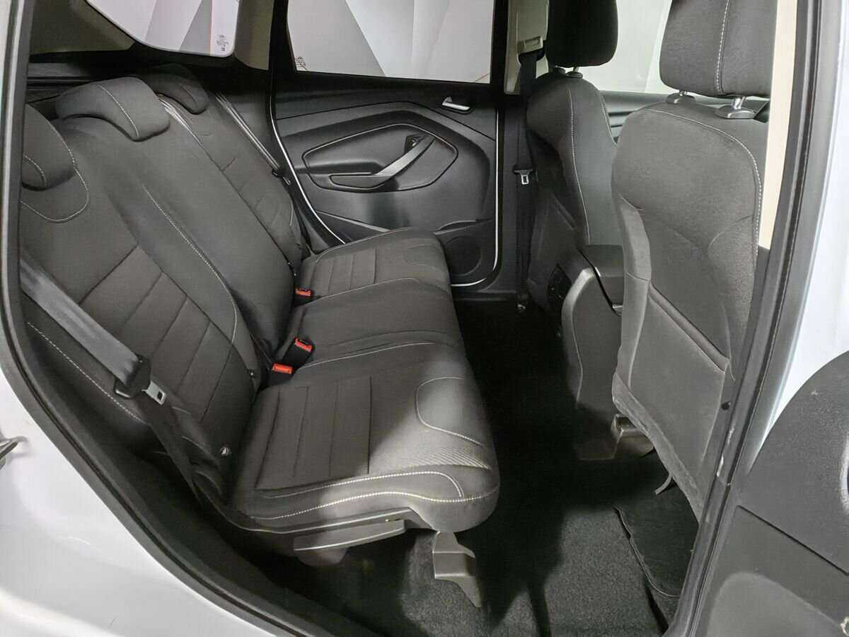 Ford Kuga 2015 года с пробегом. Фото: #10