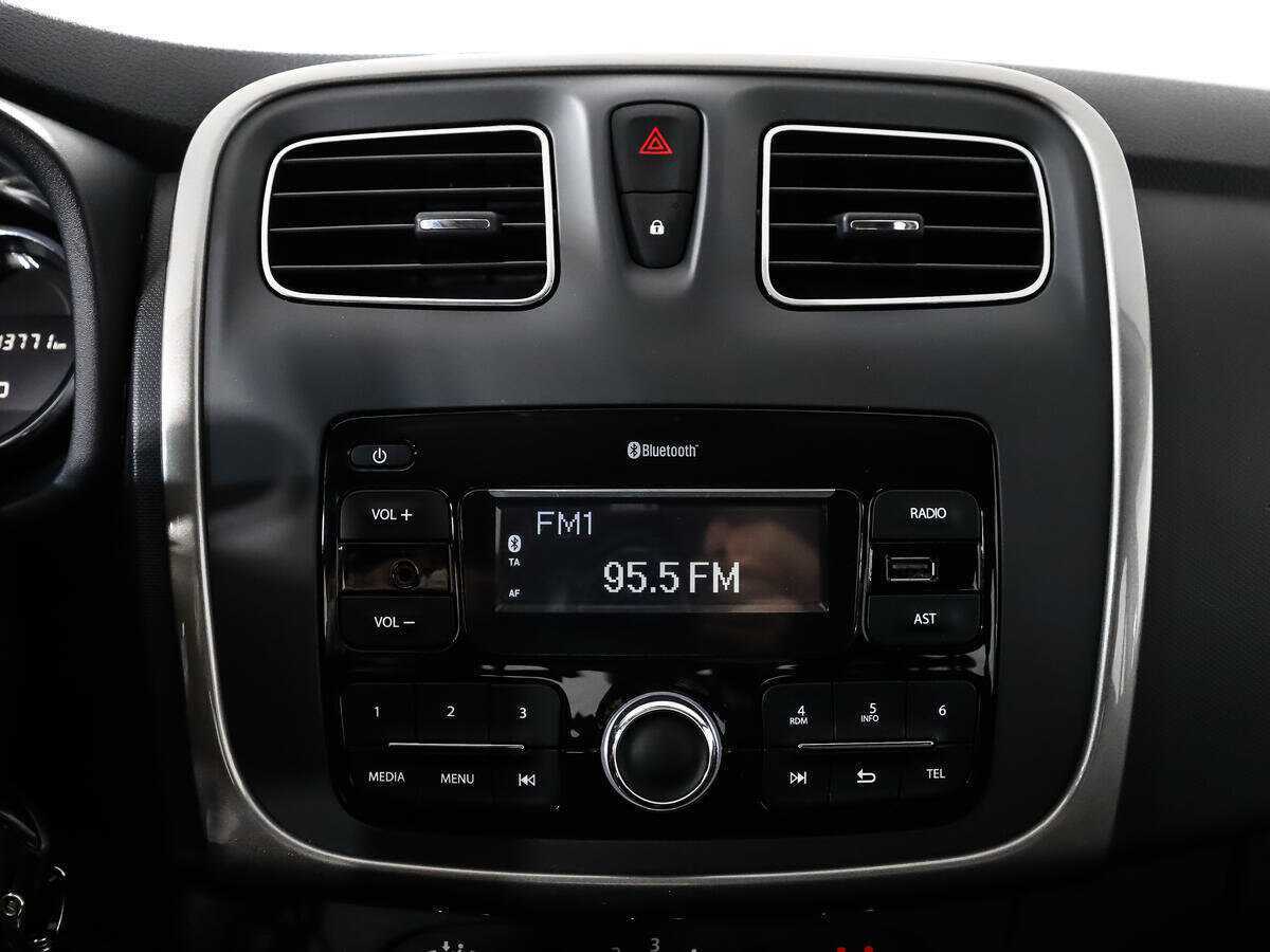 Renault Sandero 2020 года с пробегом. Фото: #9