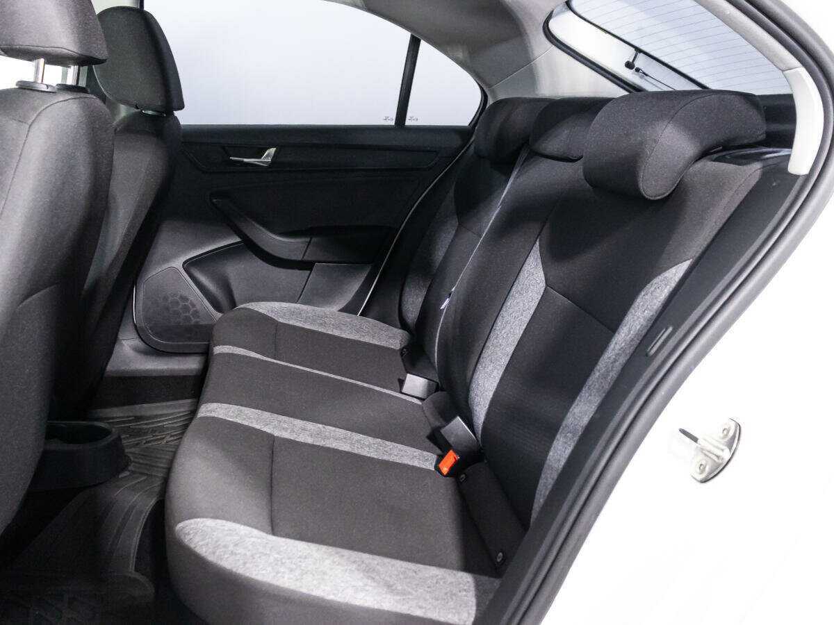 Skoda Rapid 2021 года с пробегом. Фото: #9