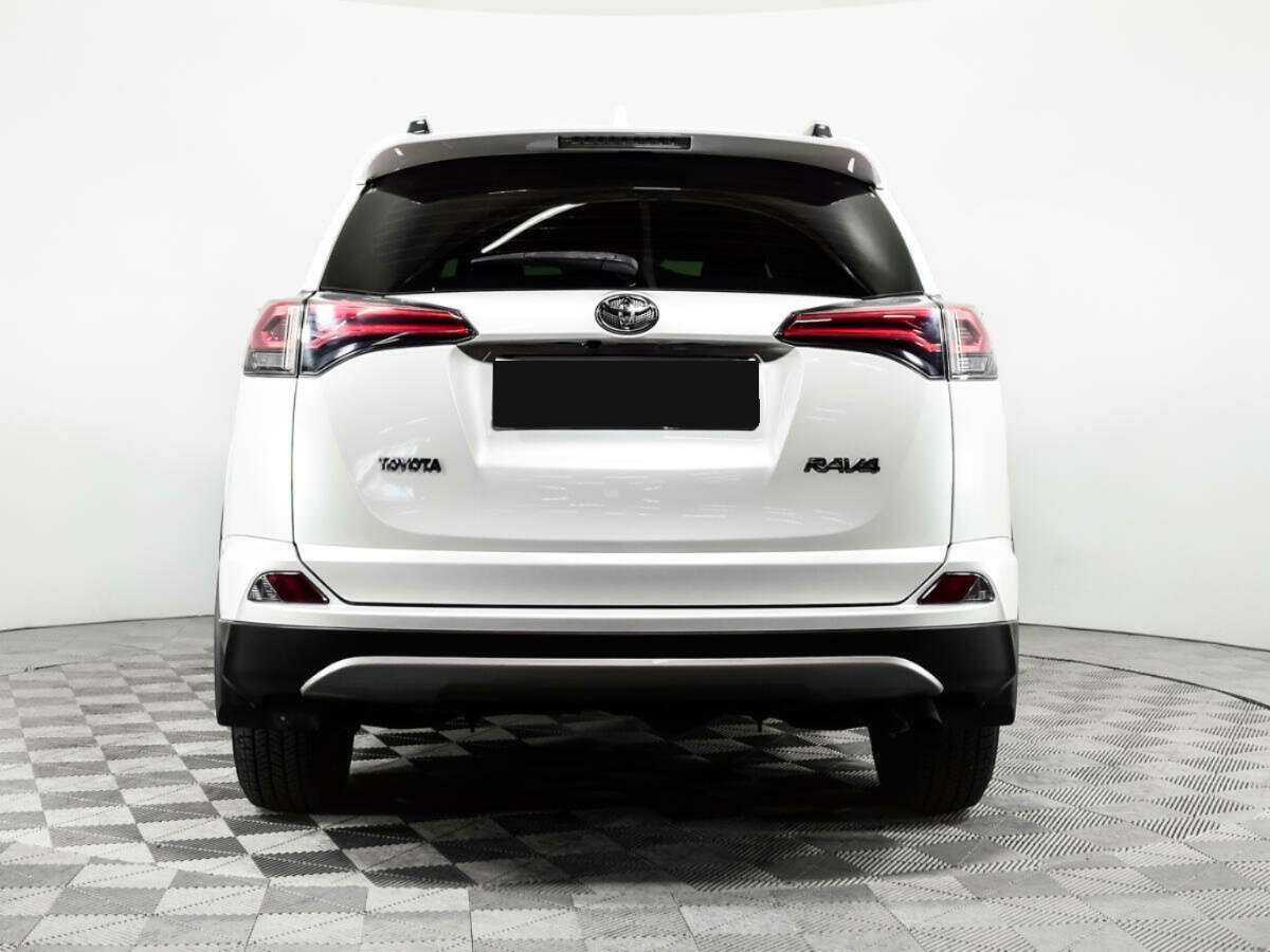 Toyota RAV4 2018 года с пробегом. Фото: #7