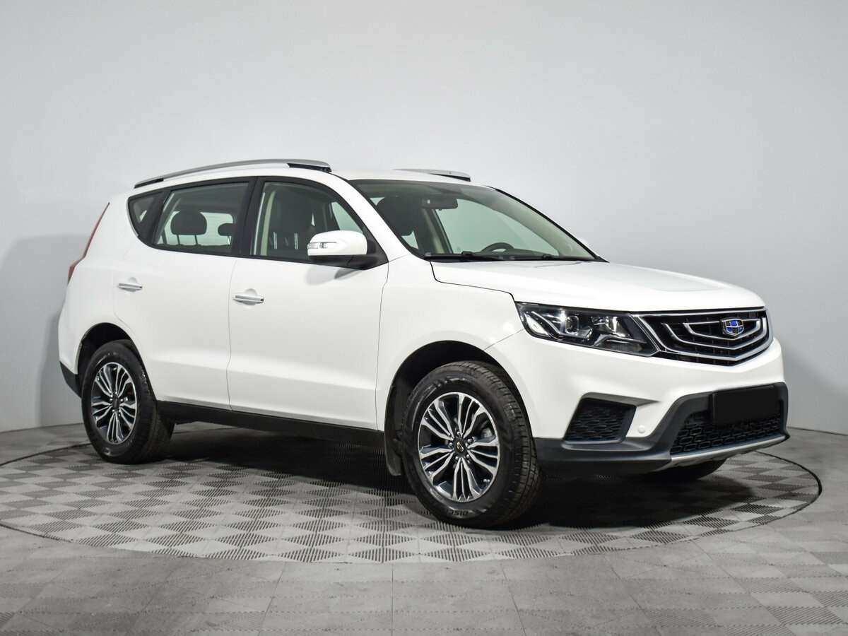 Geely Emgrand X7 2018 года с пробегом. Фото: #2