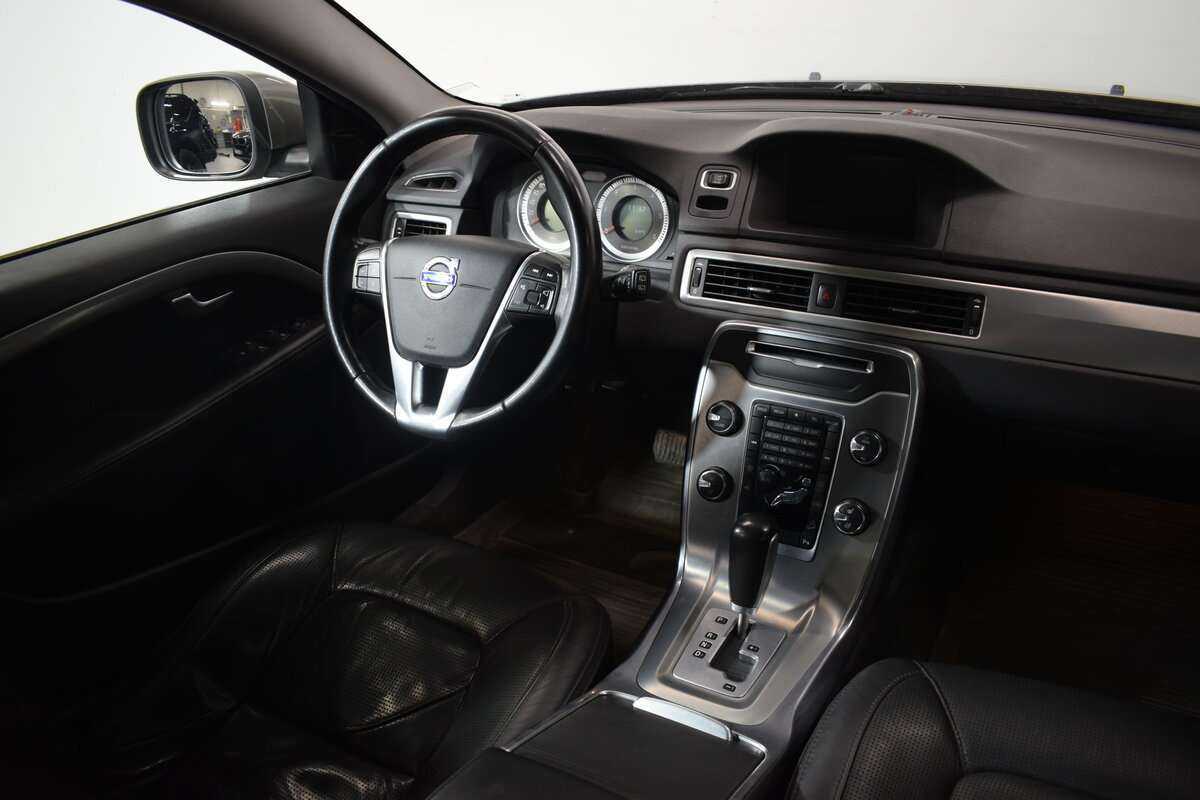 Volvo XC70 2012 года с пробегом. Фото: #10