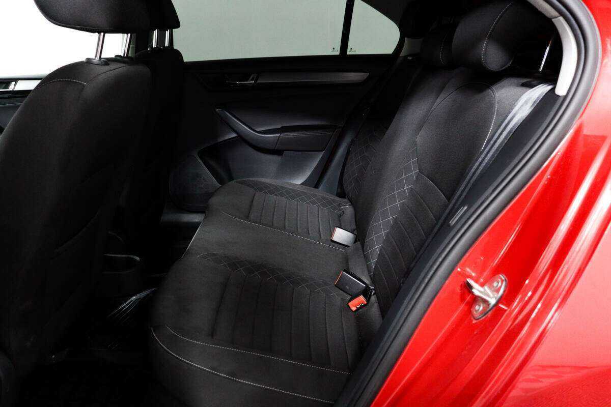 Skoda Rapid 2018 года с пробегом. Фото: #11