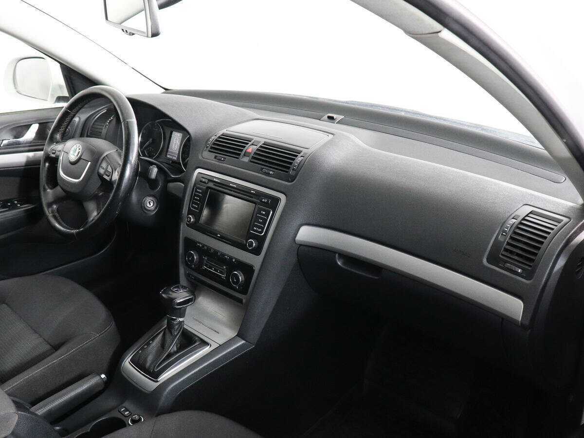Skoda Octavia 2012 года с пробегом. Фото: #9
