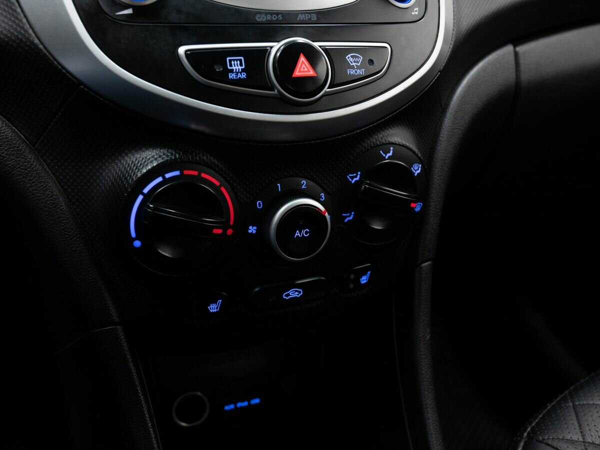 Hyundai Solaris 2013 года с пробегом. Фото: #16