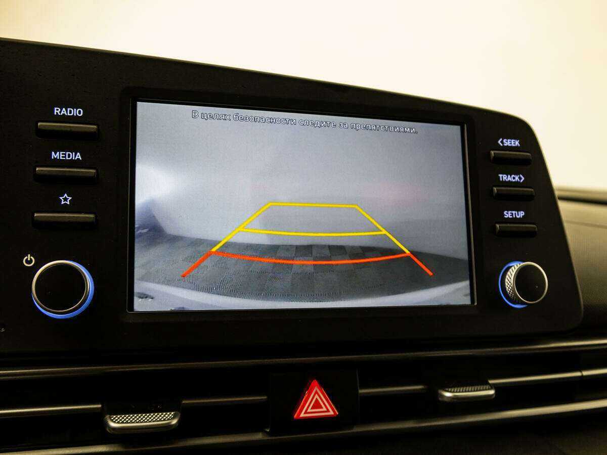 Hyundai Elantra 2020 года с пробегом. Фото: #14