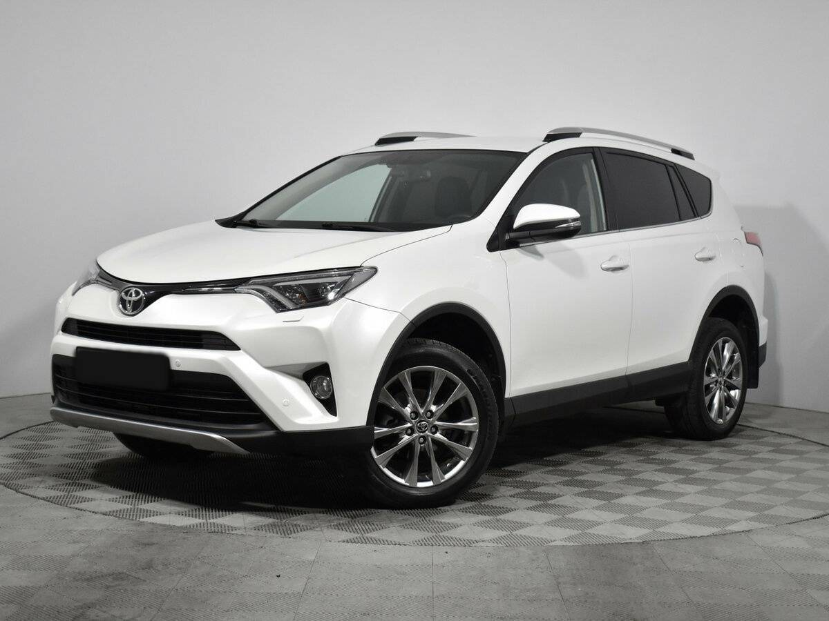 Toyota RAV4 2018 года с пробегом. Фото: #0