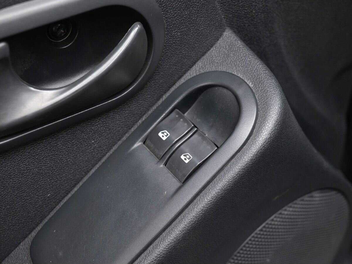 Renault Duster 2013 года с пробегом. Фото: #17