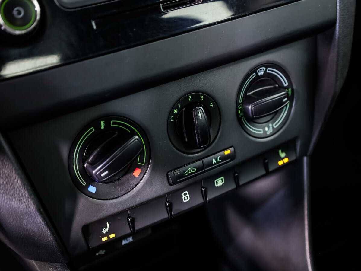 Skoda Rapid 2016 года с пробегом. Фото: #12