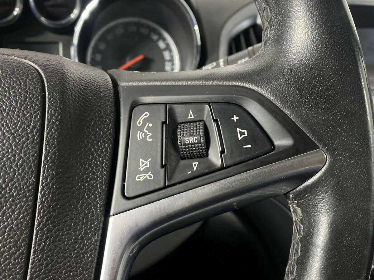 Opel Astra 2012 года с пробегом. Фото: #11