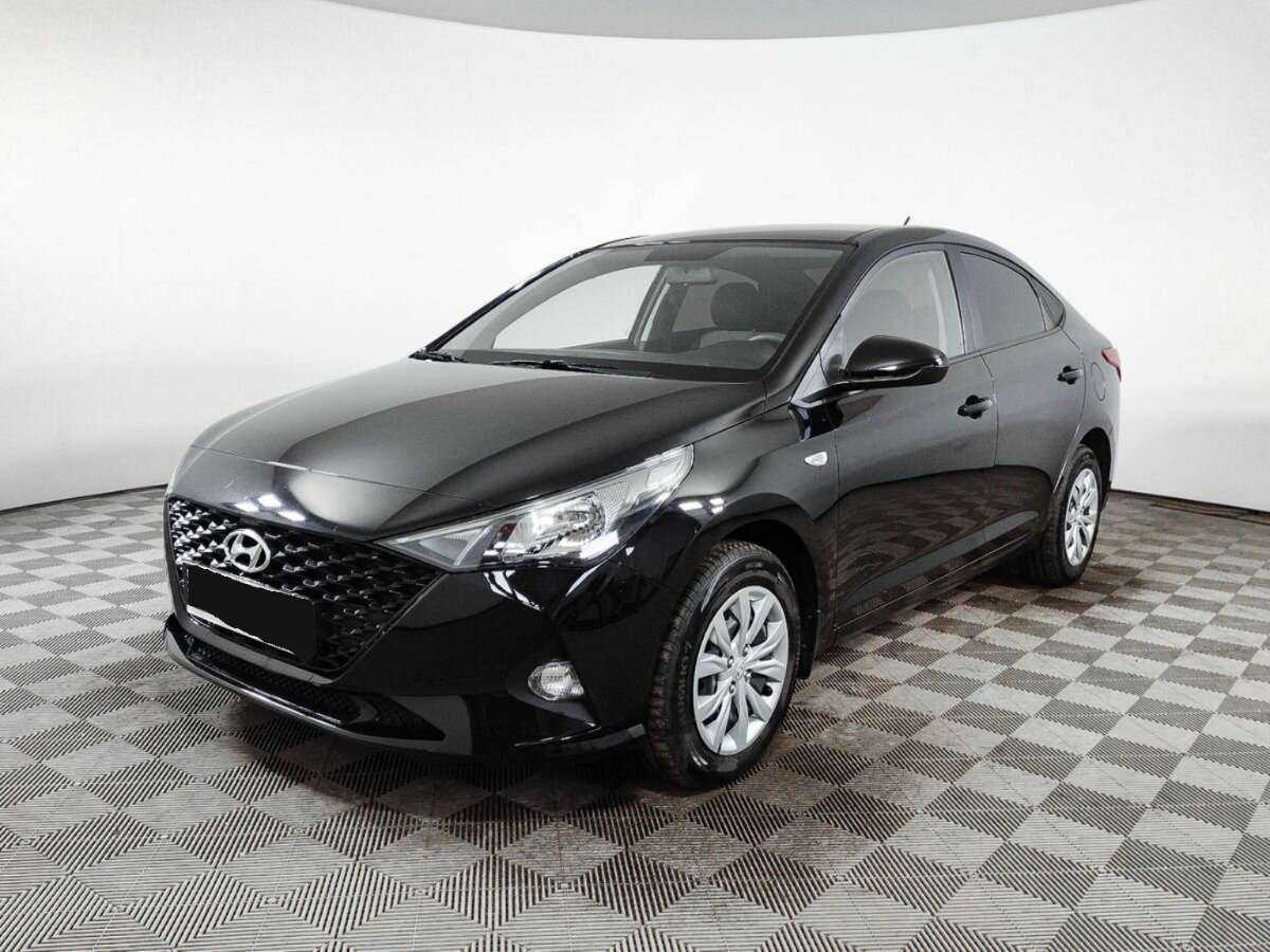 Hyundai Solaris 2021 года с пробегом. Посмотреть фото