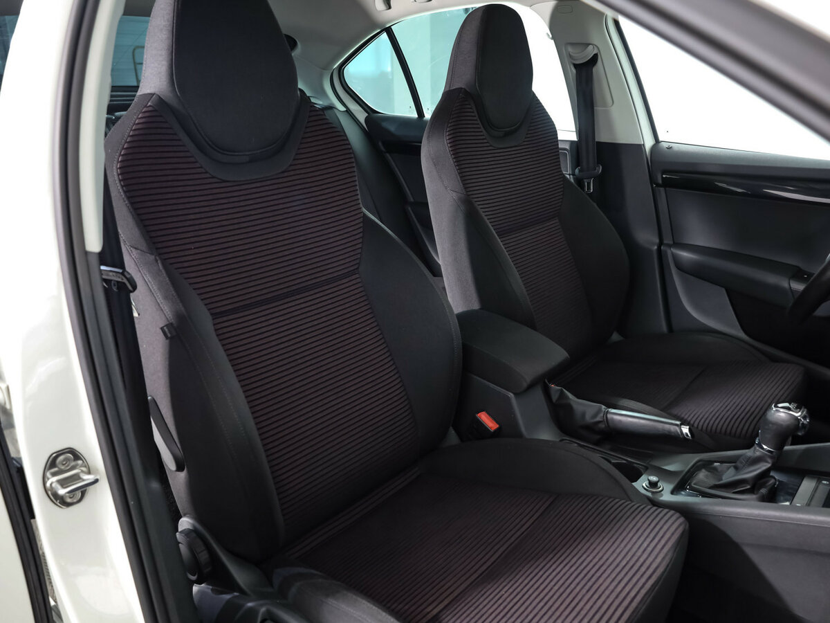 Skoda Octavia 2015 года с пробегом. Фото: #17