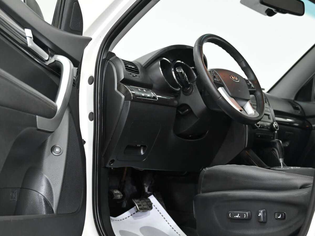 Kia Sorento 2012 года с пробегом. Фото: #9