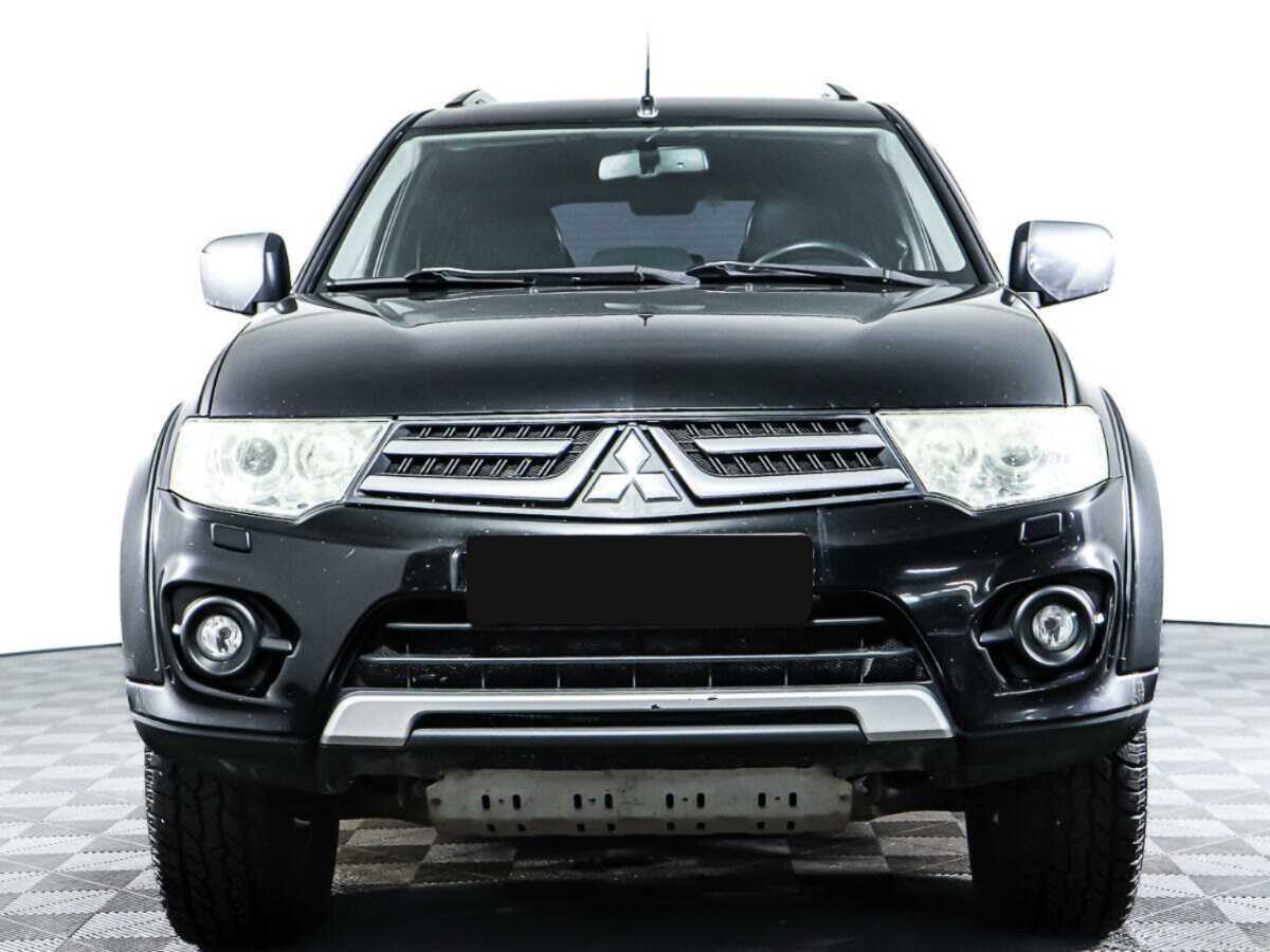 Mitsubishi Pajero Sport 2014 года с пробегом. Фото: #0