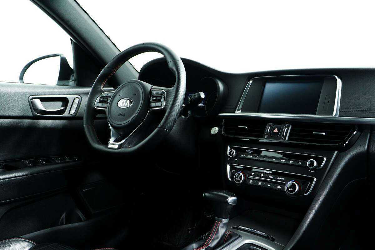 Kia Optima 2017 года с пробегом. Фото: #8