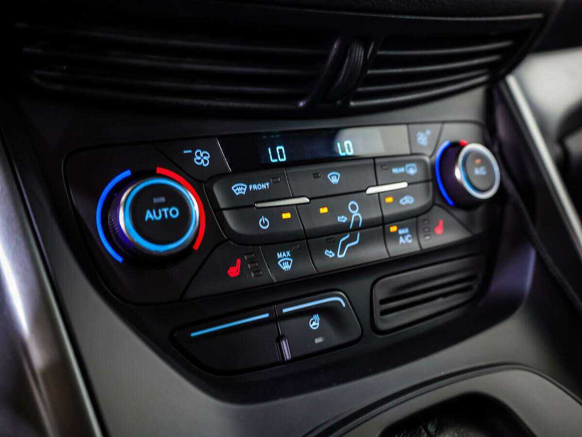 Ford Kuga 2017 года с пробегом. Фото: #12