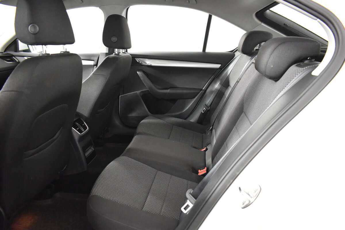 Skoda Octavia 2014 года с пробегом. Фото: #11