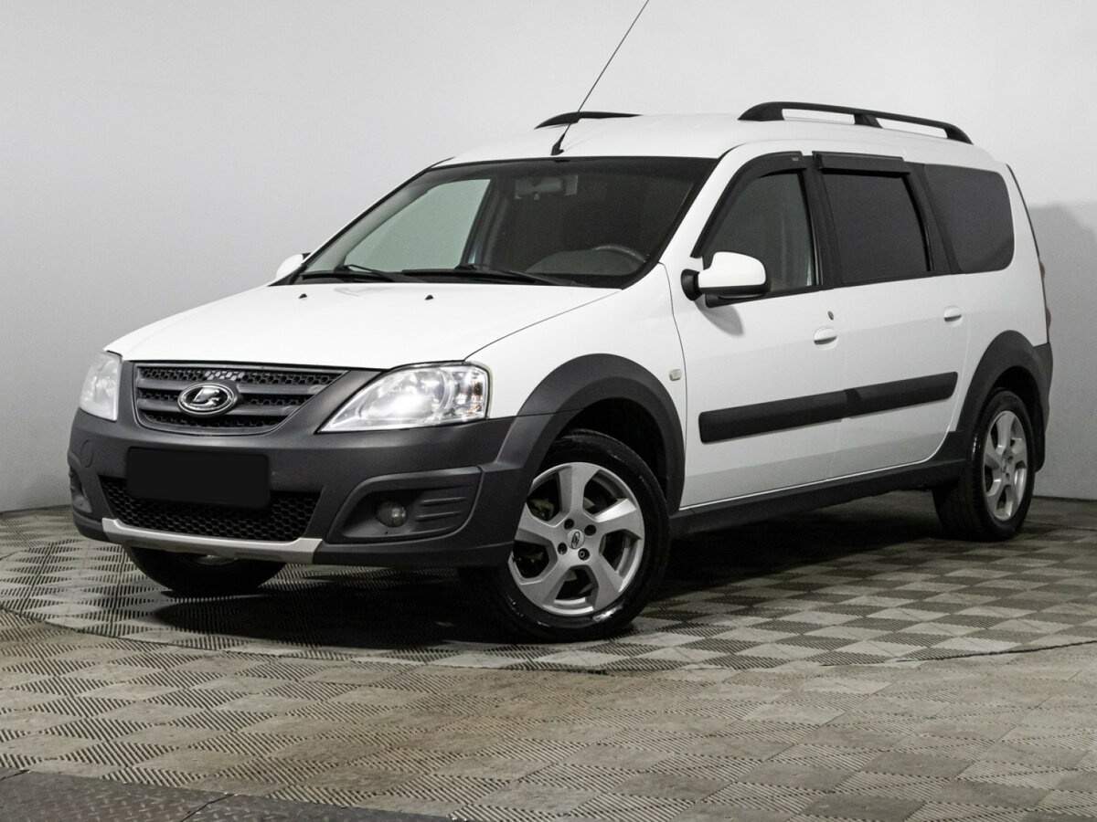 Lada (ВАЗ) Largus 2020 года с пробегом. Посмотреть фото