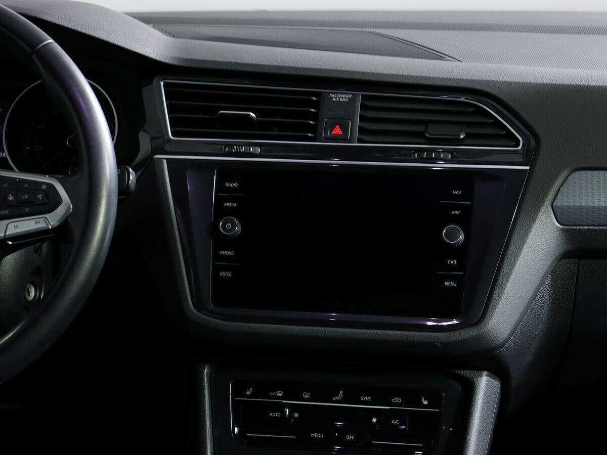 Volkswagen Tiguan 2020 года с пробегом. Фото: #12