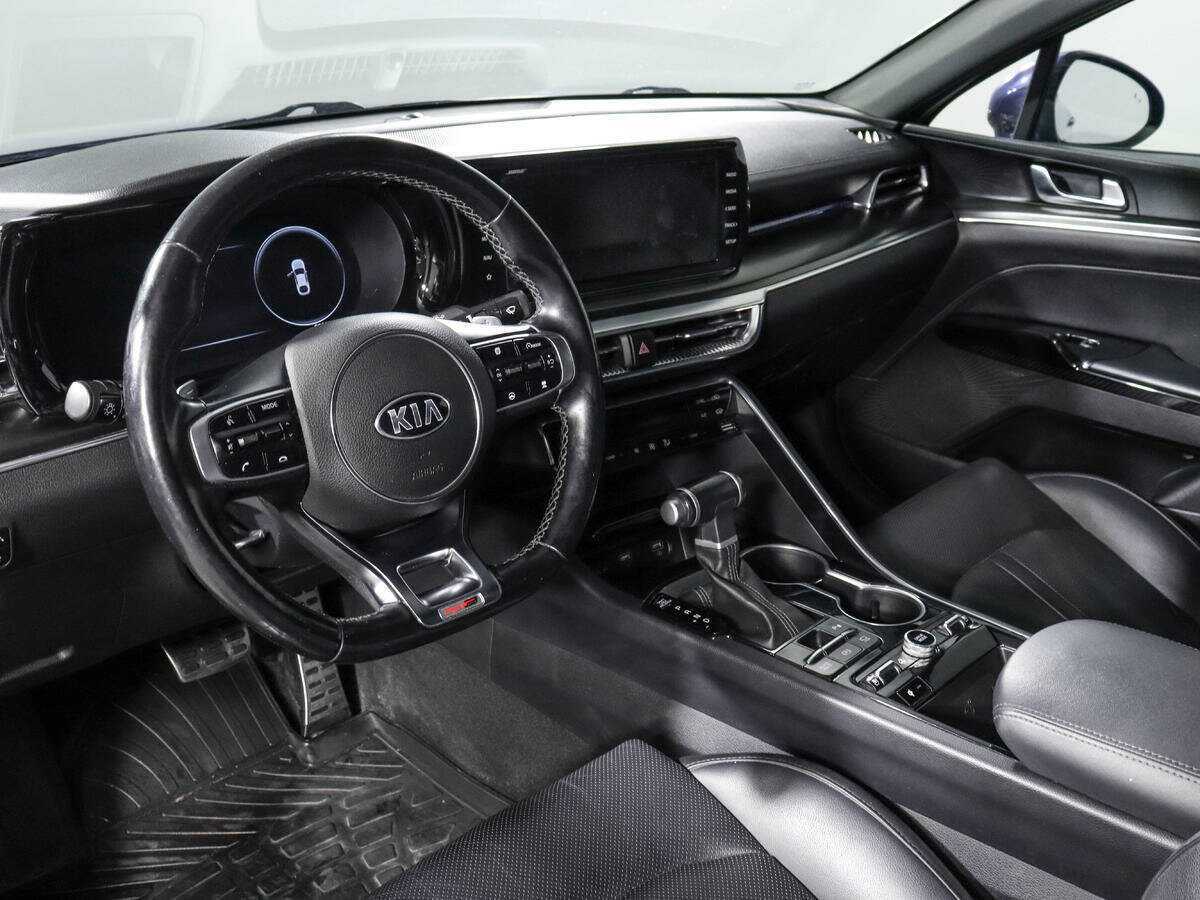 Kia K5 2021 года с пробегом. Фото: #7