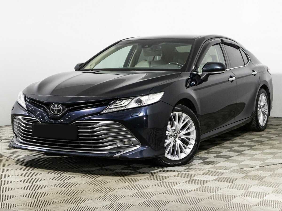Toyota Camry 2018 года с пробегом. Посмотреть фото