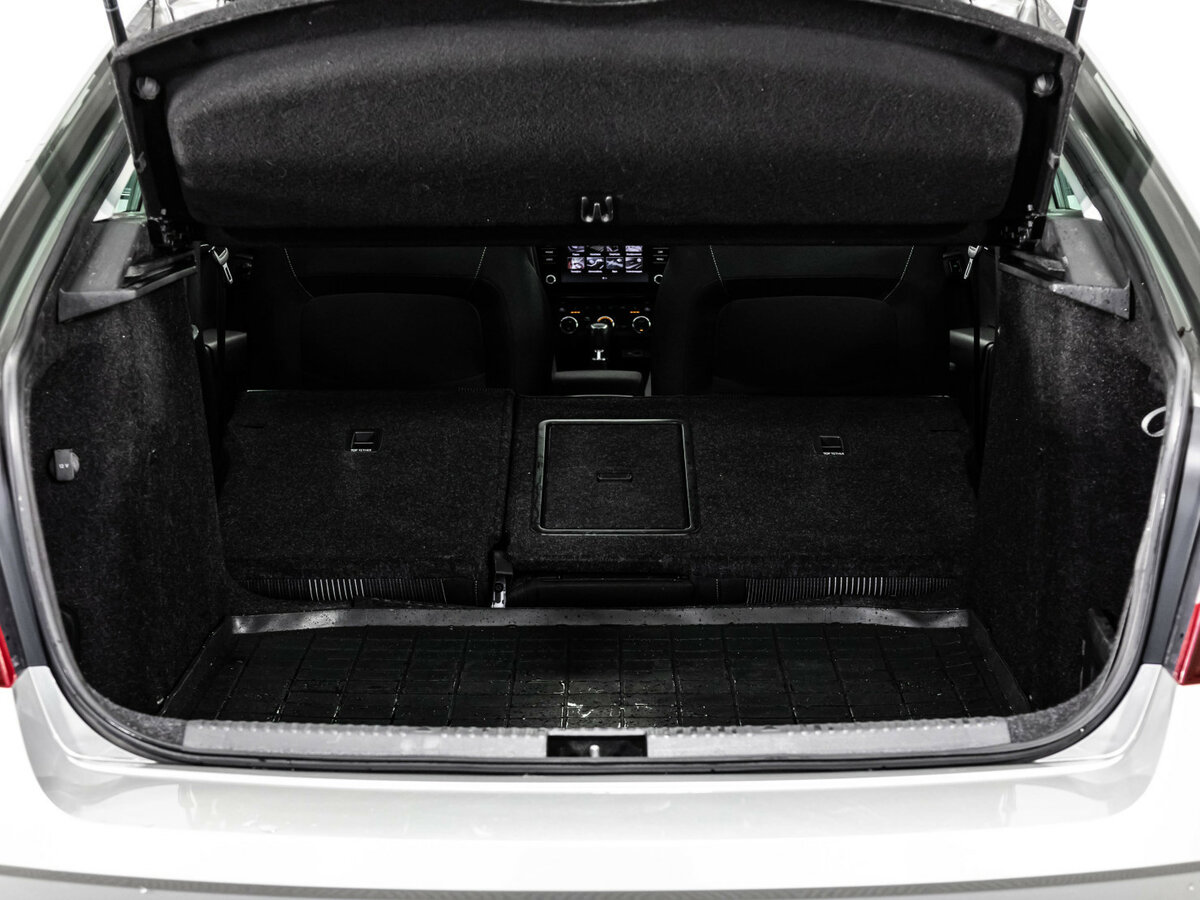 Skoda Octavia 2019 года с пробегом. Фото: #21