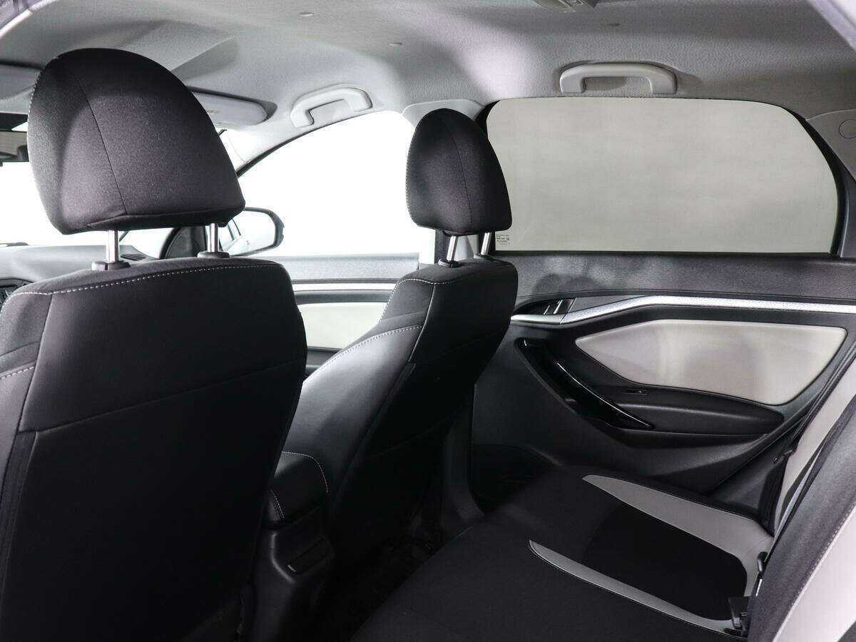 Lada (ВАЗ) Vesta 2019 года с пробегом. Фото: #11