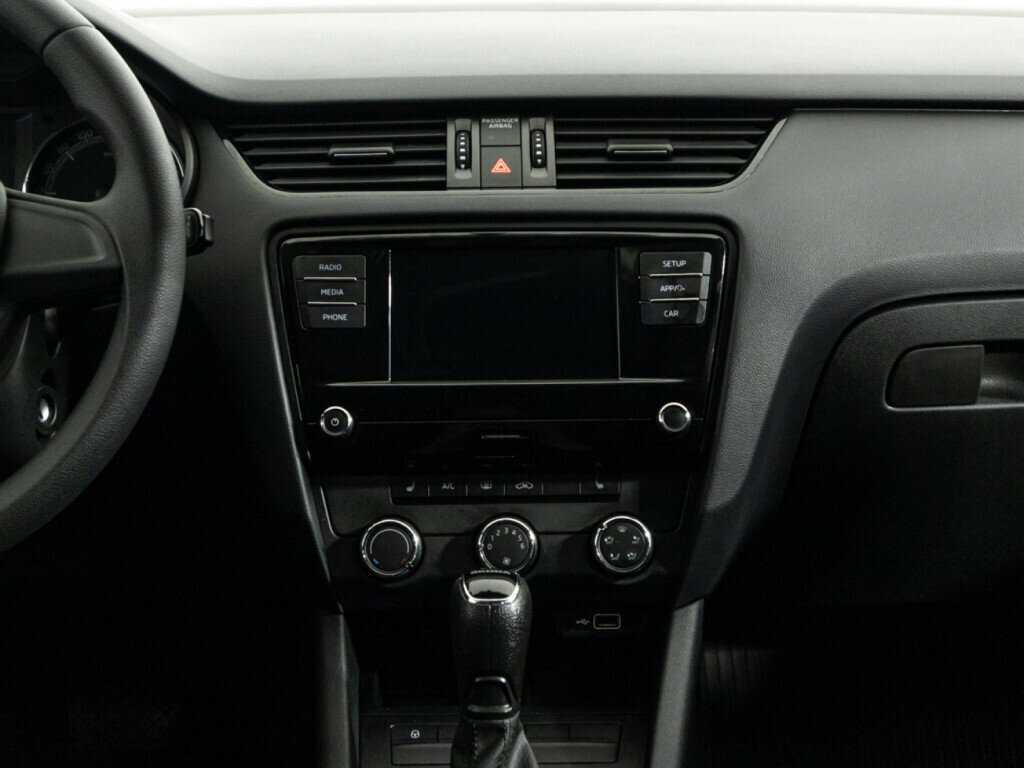 Skoda Octavia 2018 года с пробегом. Фото: #13