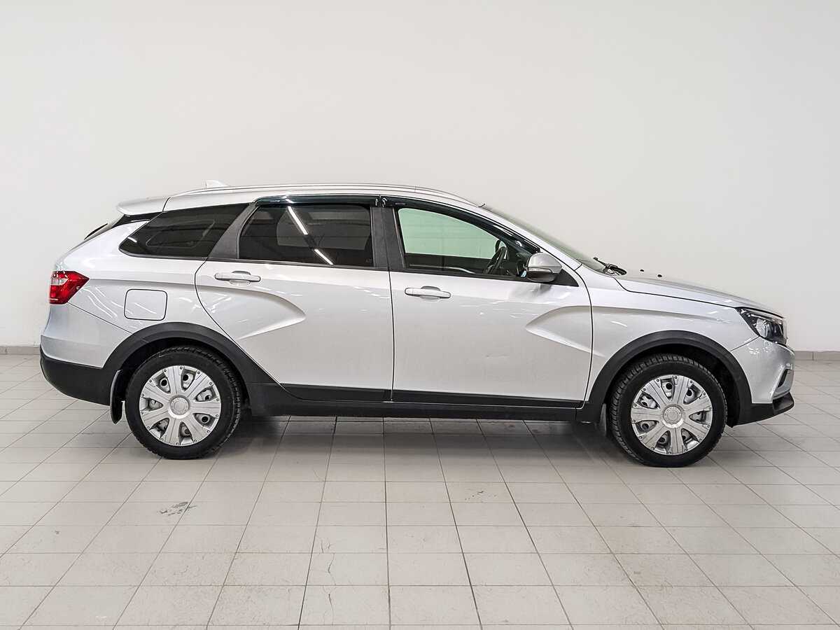 Lada (ВАЗ) Vesta 2018 года с пробегом. Фото: #3