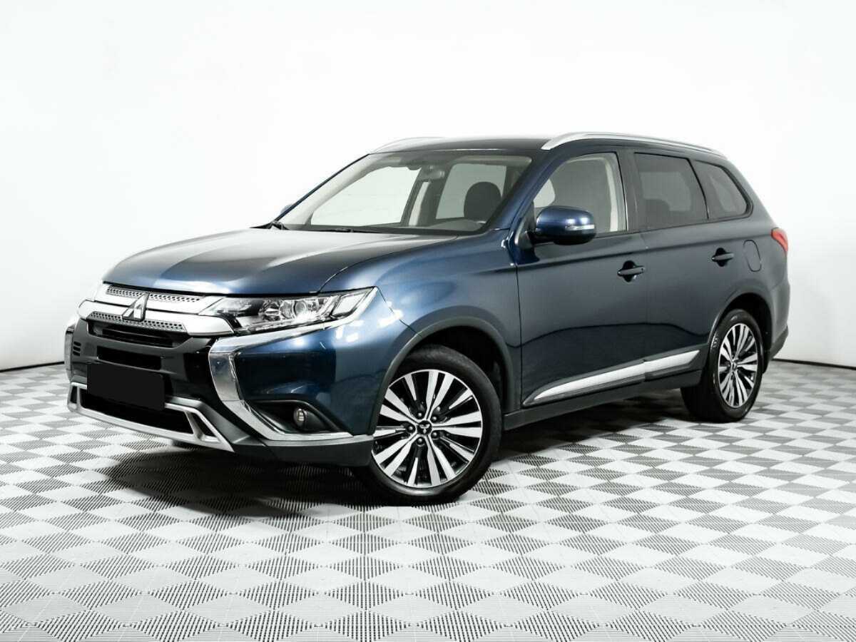Mitsubishi Outlander 2018 года с пробегом. Посмотреть фото