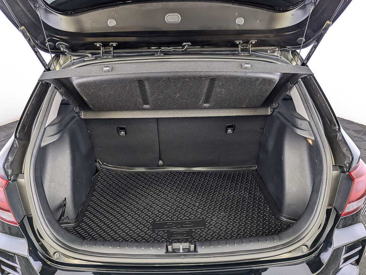 Kia Rio 2021 года с пробегом. Фото: #9