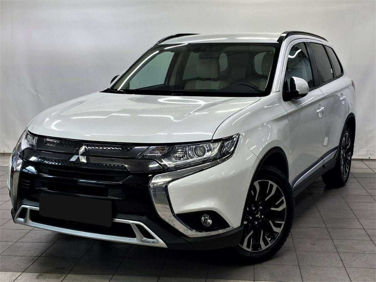 Mitsubishi Outlander 2021 года с пробегом. Фото: #0