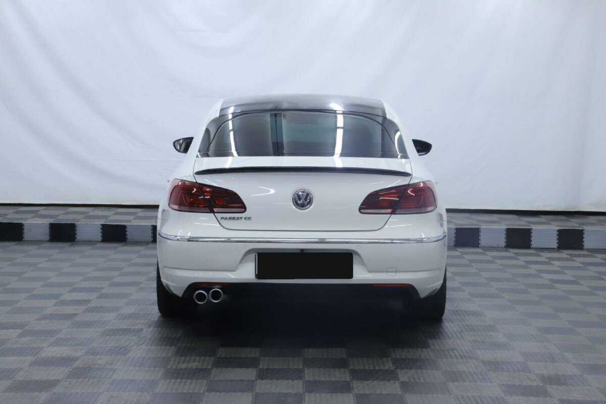 Volkswagen Passat CC 2013 года с пробегом. Фото: #5