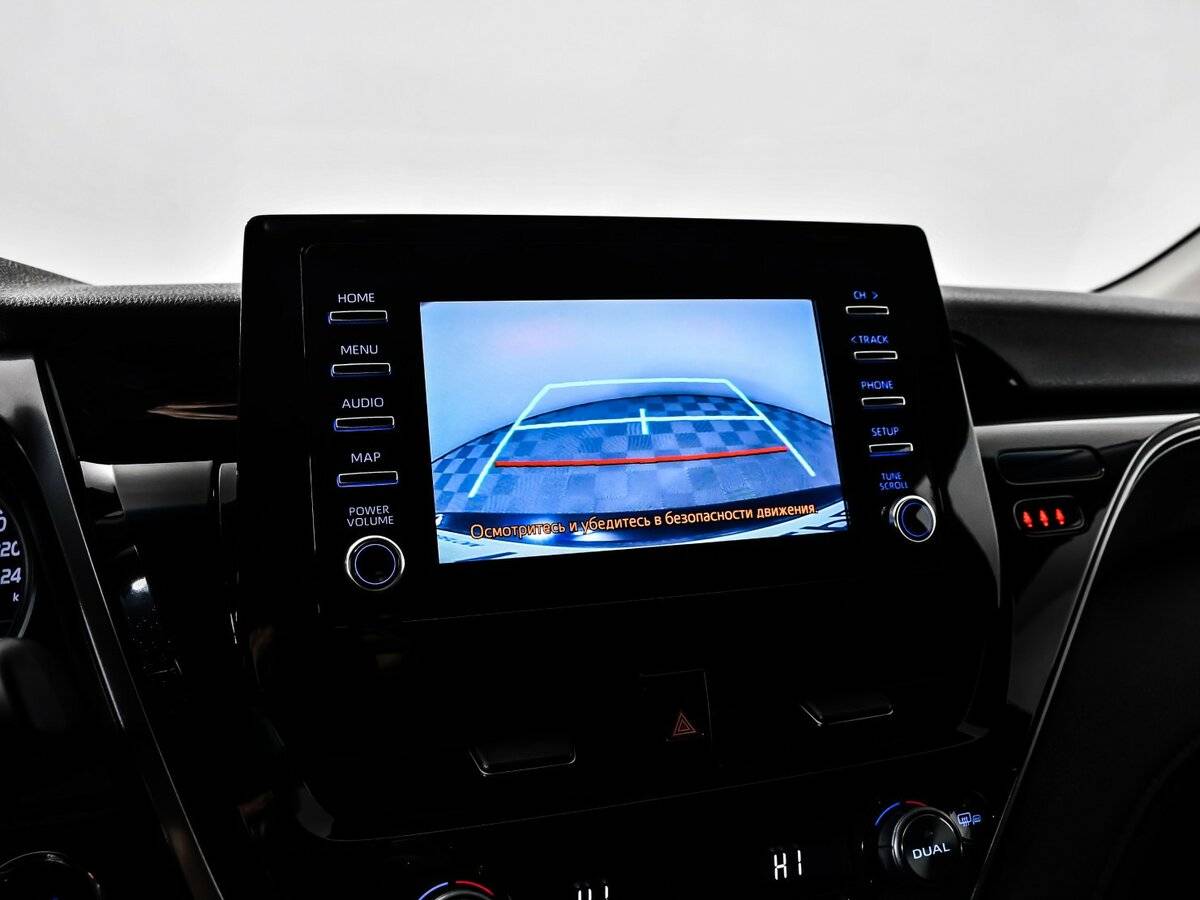 Toyota Camry 2021 года с пробегом. Фото: #12