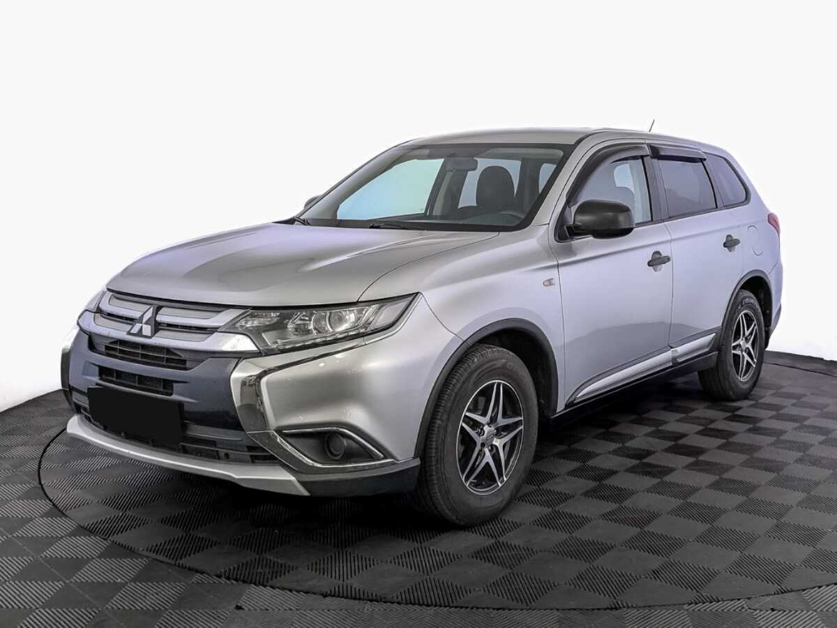 Mitsubishi Outlander 2015 года с пробегом. Фото: #0