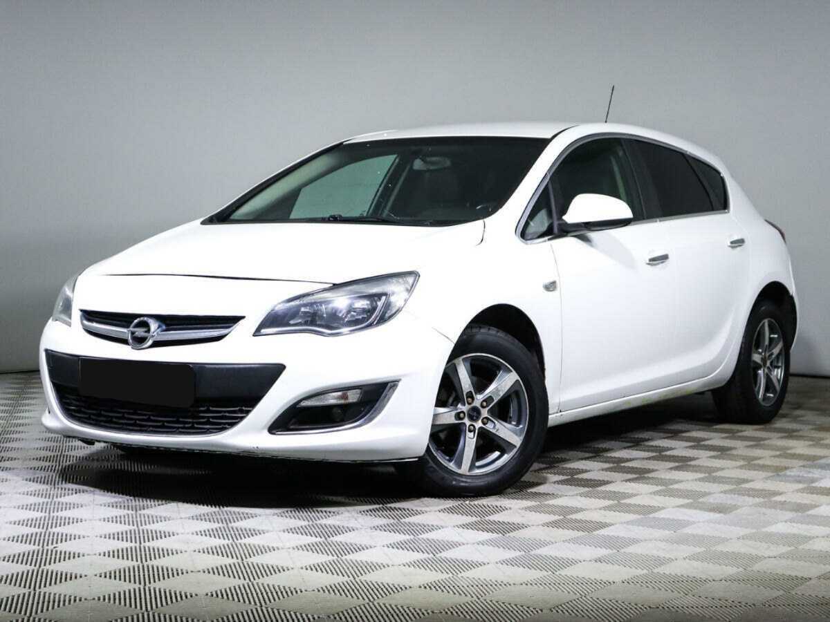 Opel Astra 2013 года с пробегом. Фото: #0