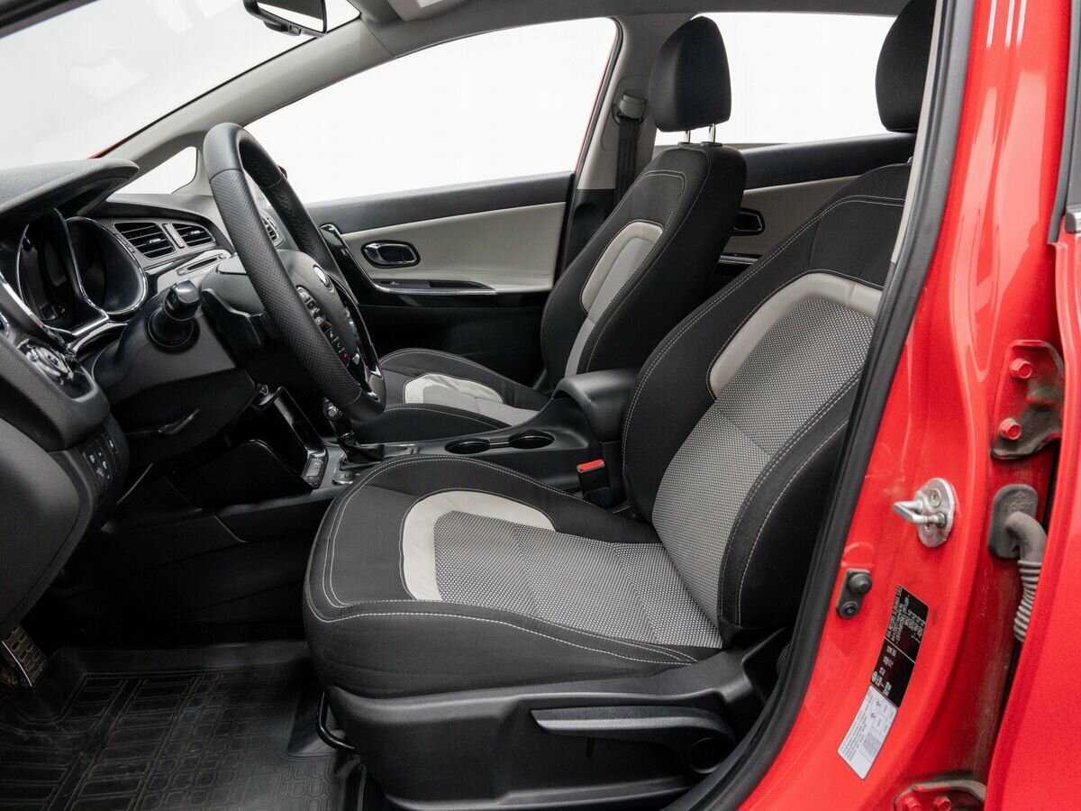 Kia Ceed 2014 года с пробегом. Фото: #14