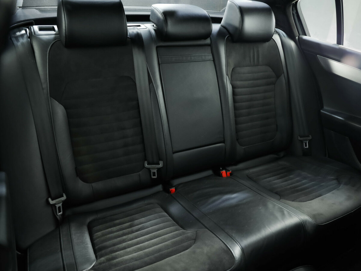 Volkswagen Passat 2014 года с пробегом. Фото: #29