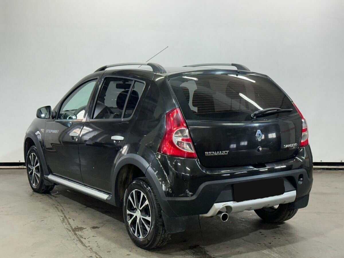 Renault Sandero 2012 года с пробегом. Фото: #6