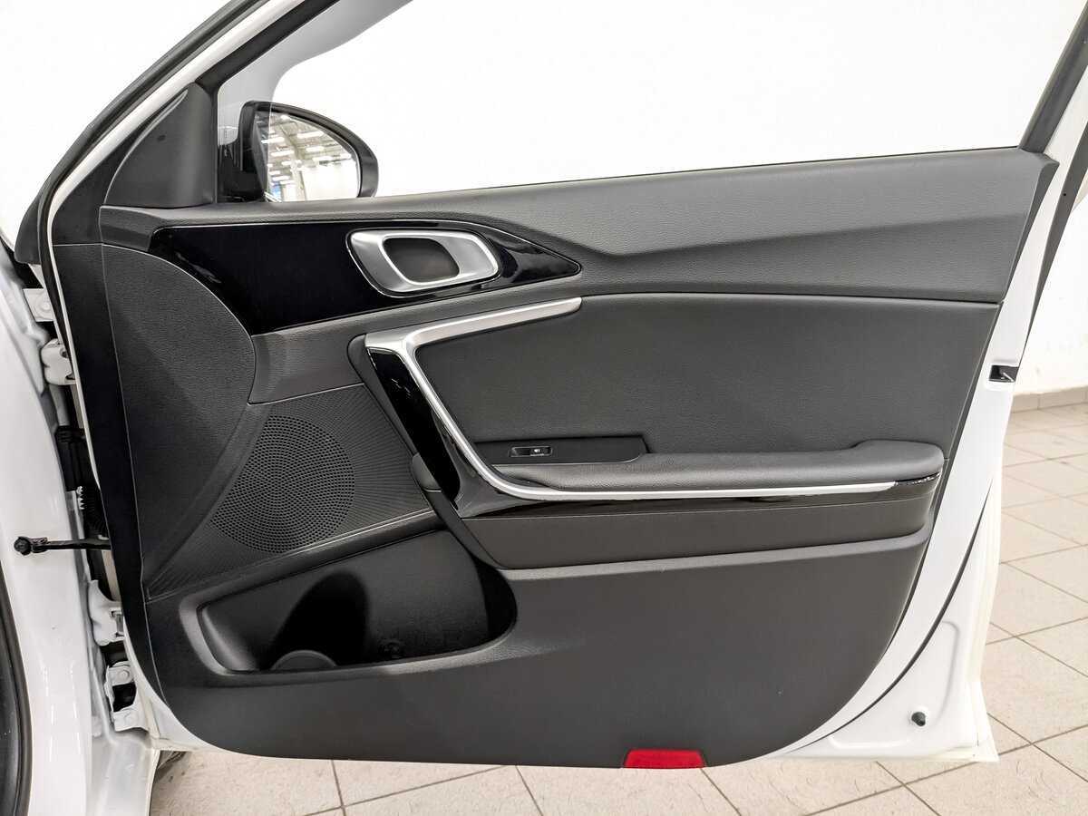 Kia Ceed 2020 года с пробегом. Фото: #22