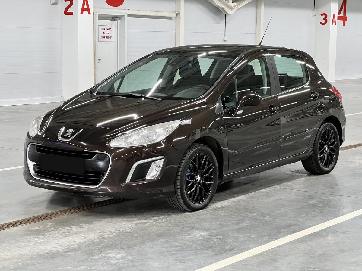Peugeot 308 2012 года с пробегом. Фото: #0