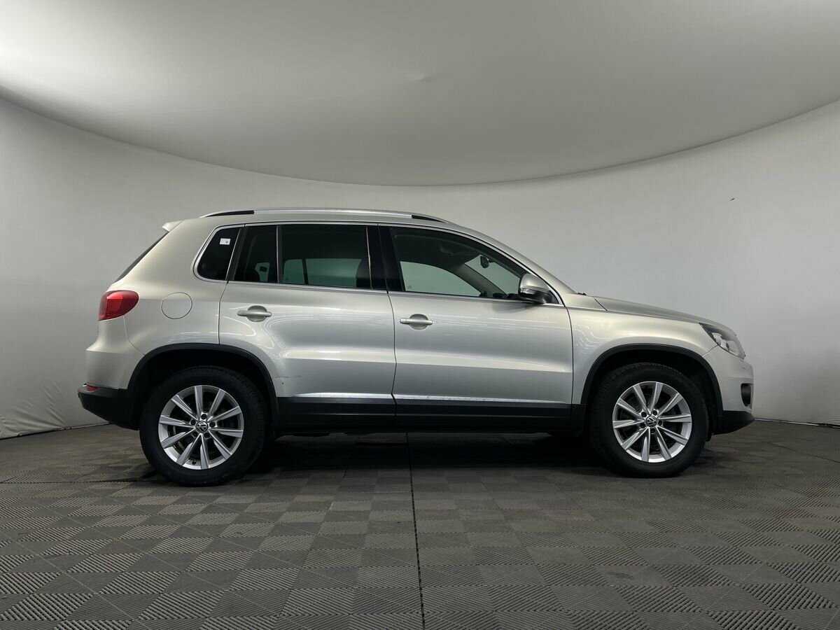 Volkswagen Tiguan 2012 года с пробегом. Фото: #3