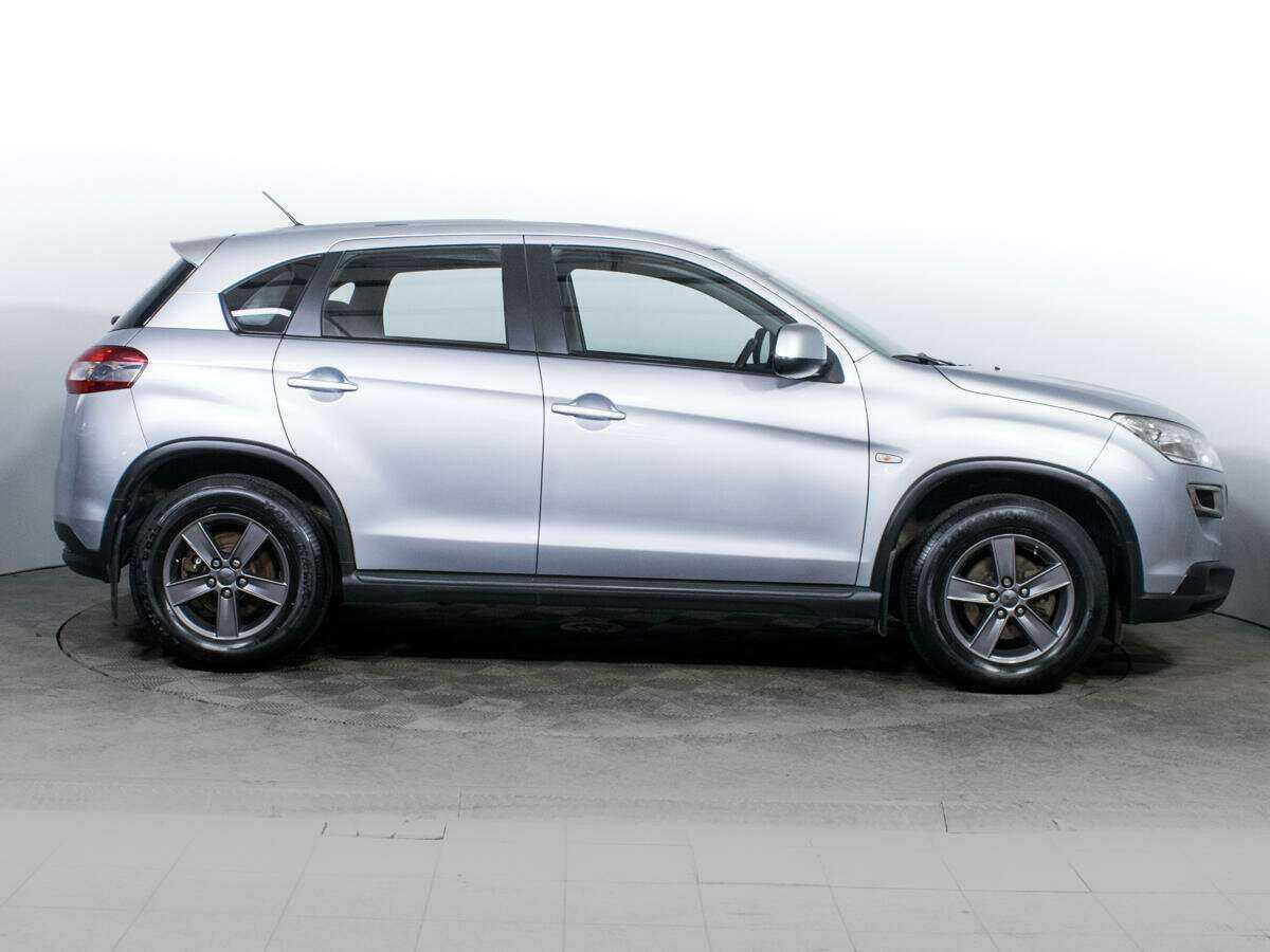 Peugeot 4008 2012 года с пробегом. Фото: #1