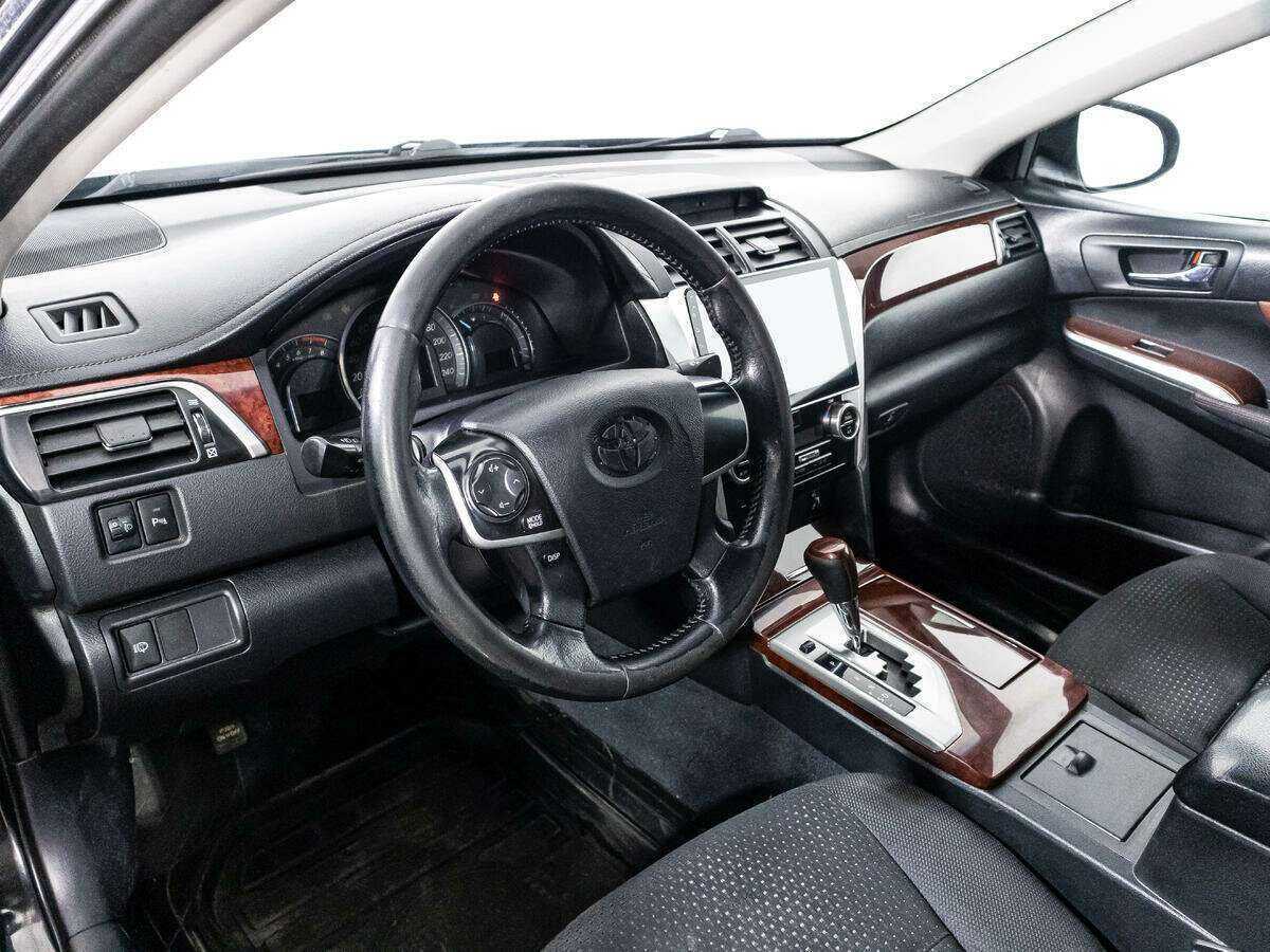 Toyota Camry 2012 года с пробегом. Фото: #10