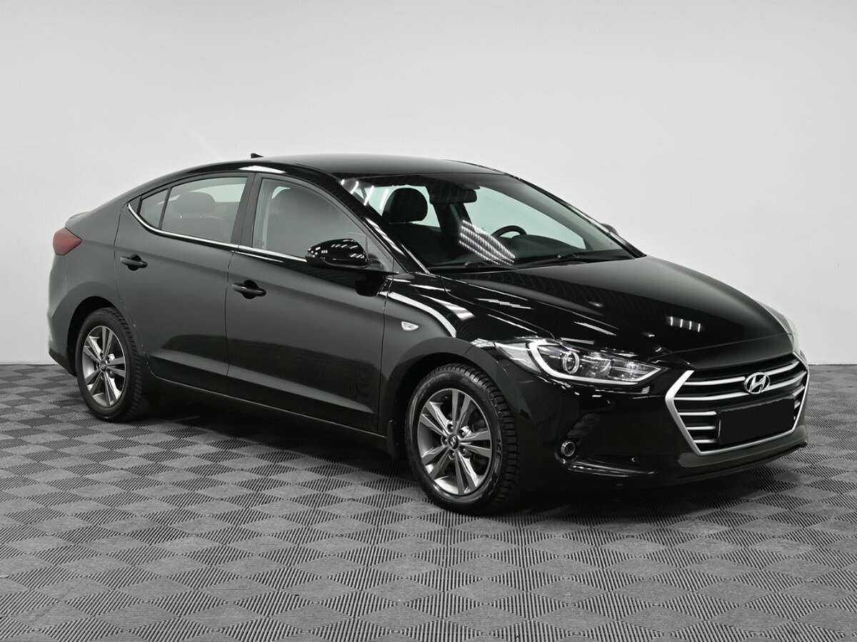 Hyundai Elantra 2017 года с пробегом. Фото: #2