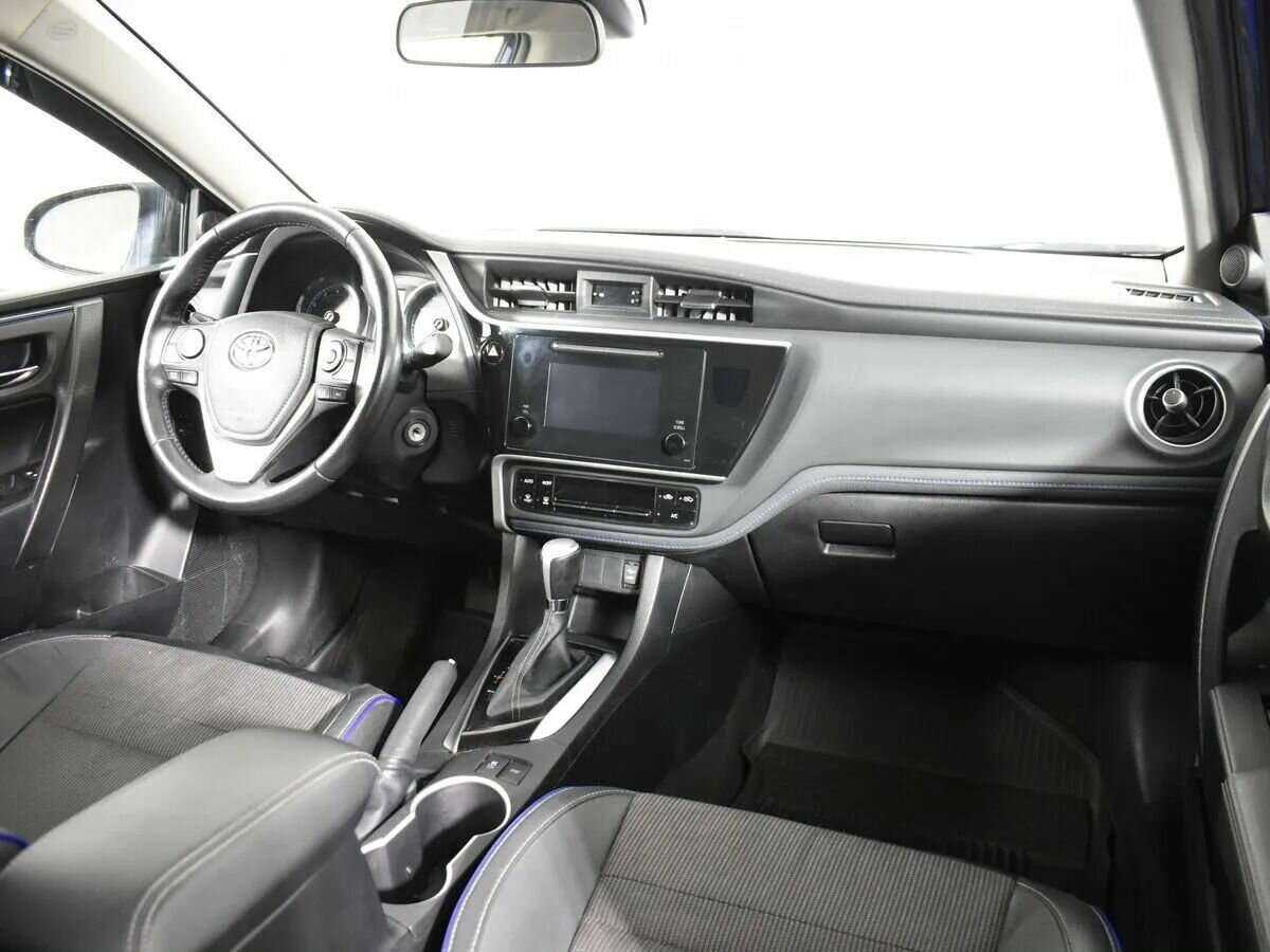 Toyota Corolla 2018 года с пробегом. Фото: #14